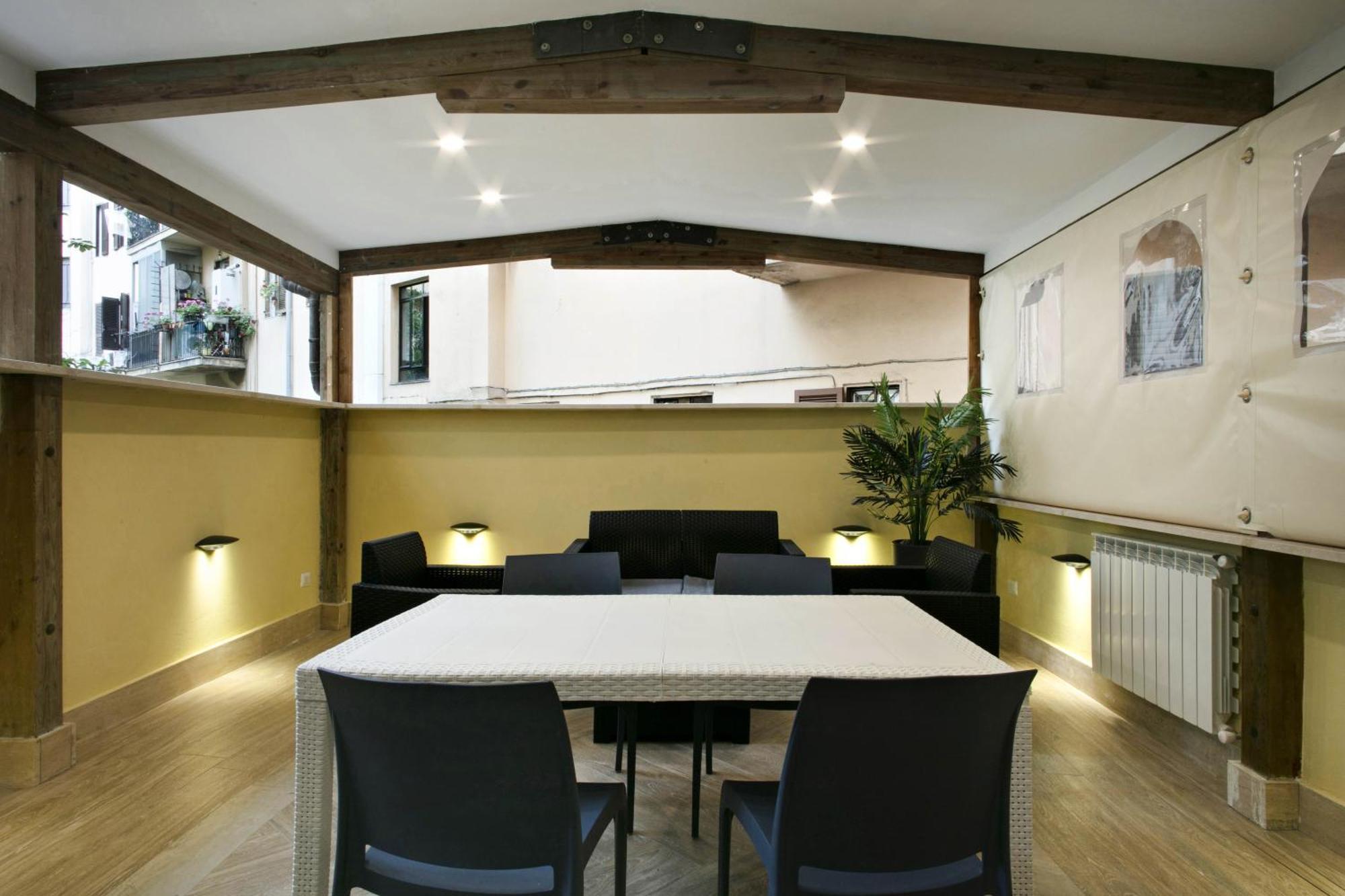 Back To 70's-modern And Terrace Apartment *
