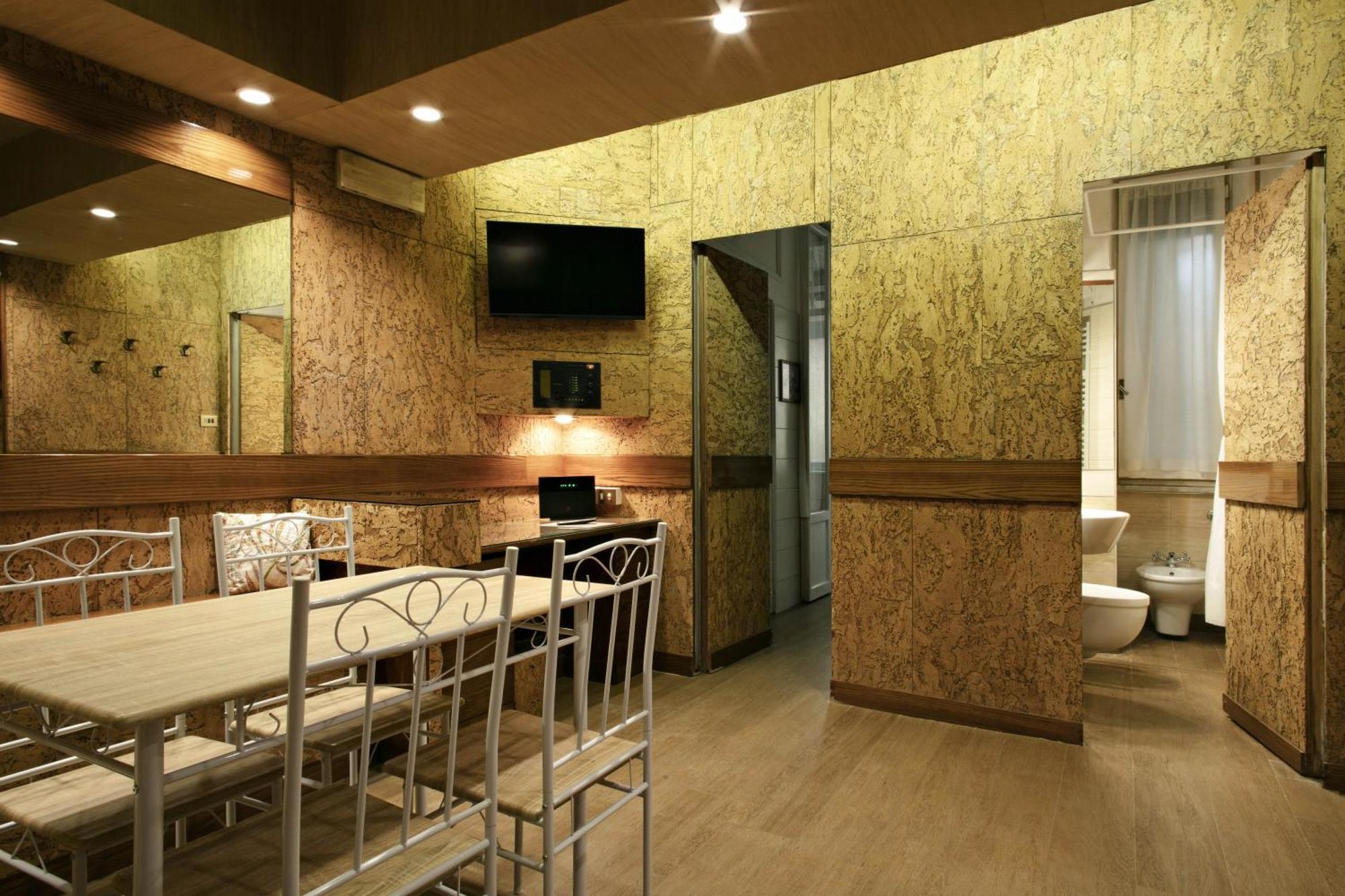 Apartment Back To 70's-modern And Terrace