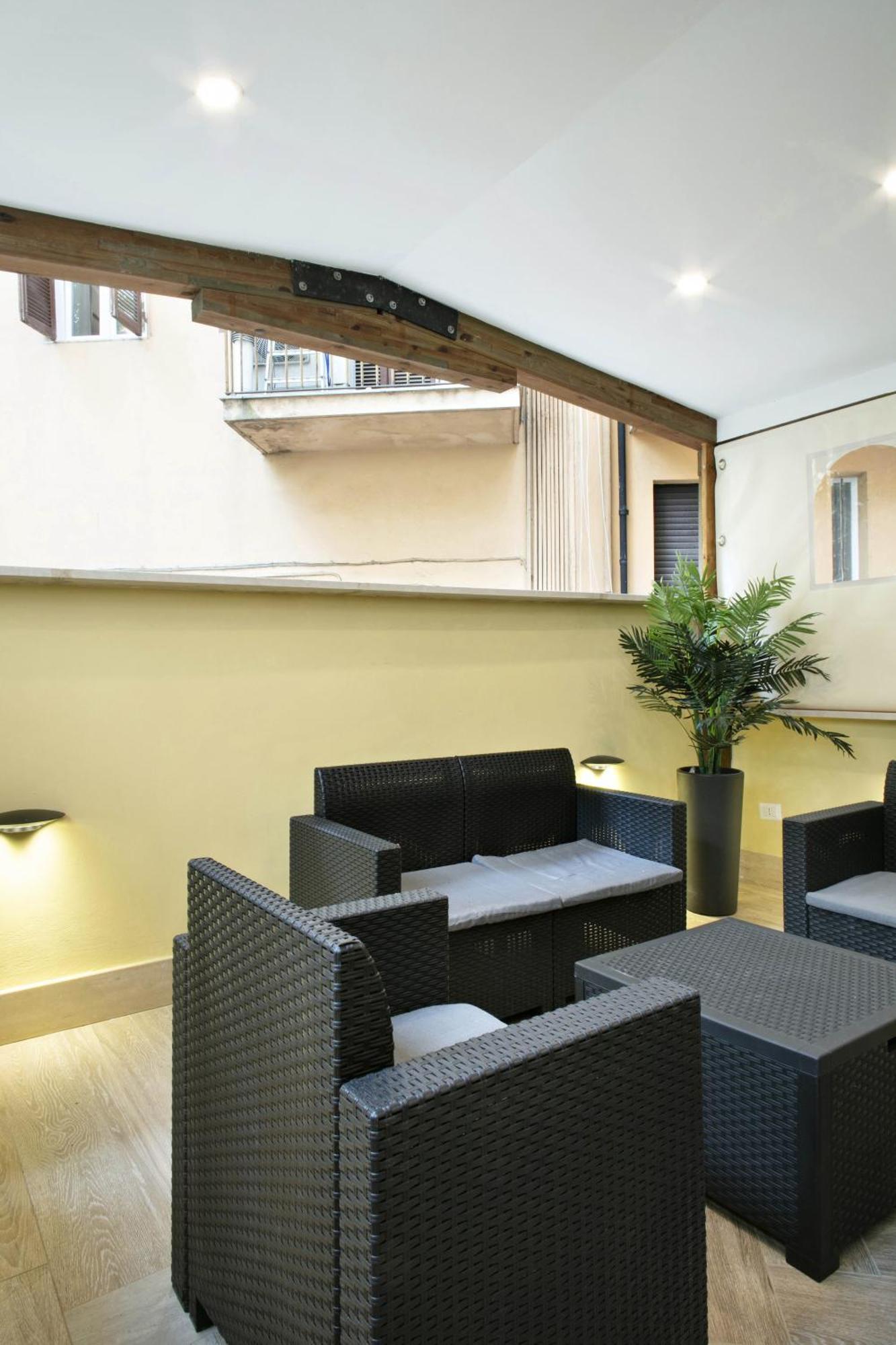Back To 70's-modern And Terrace *